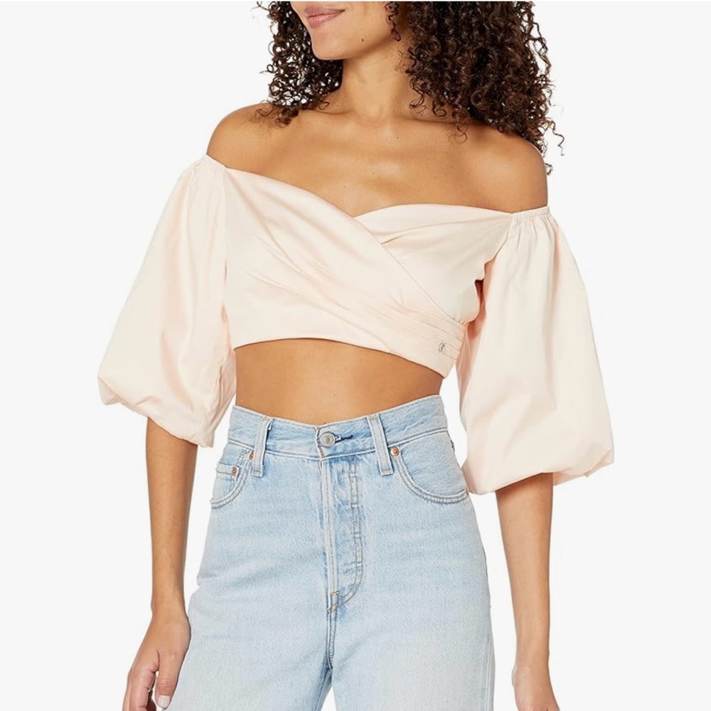 #114 - Off Shoulder Cropped Junior Shirt by GUESS (Brand New)